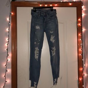 American Eagle Ripped Skinny Jeans Super Stretch